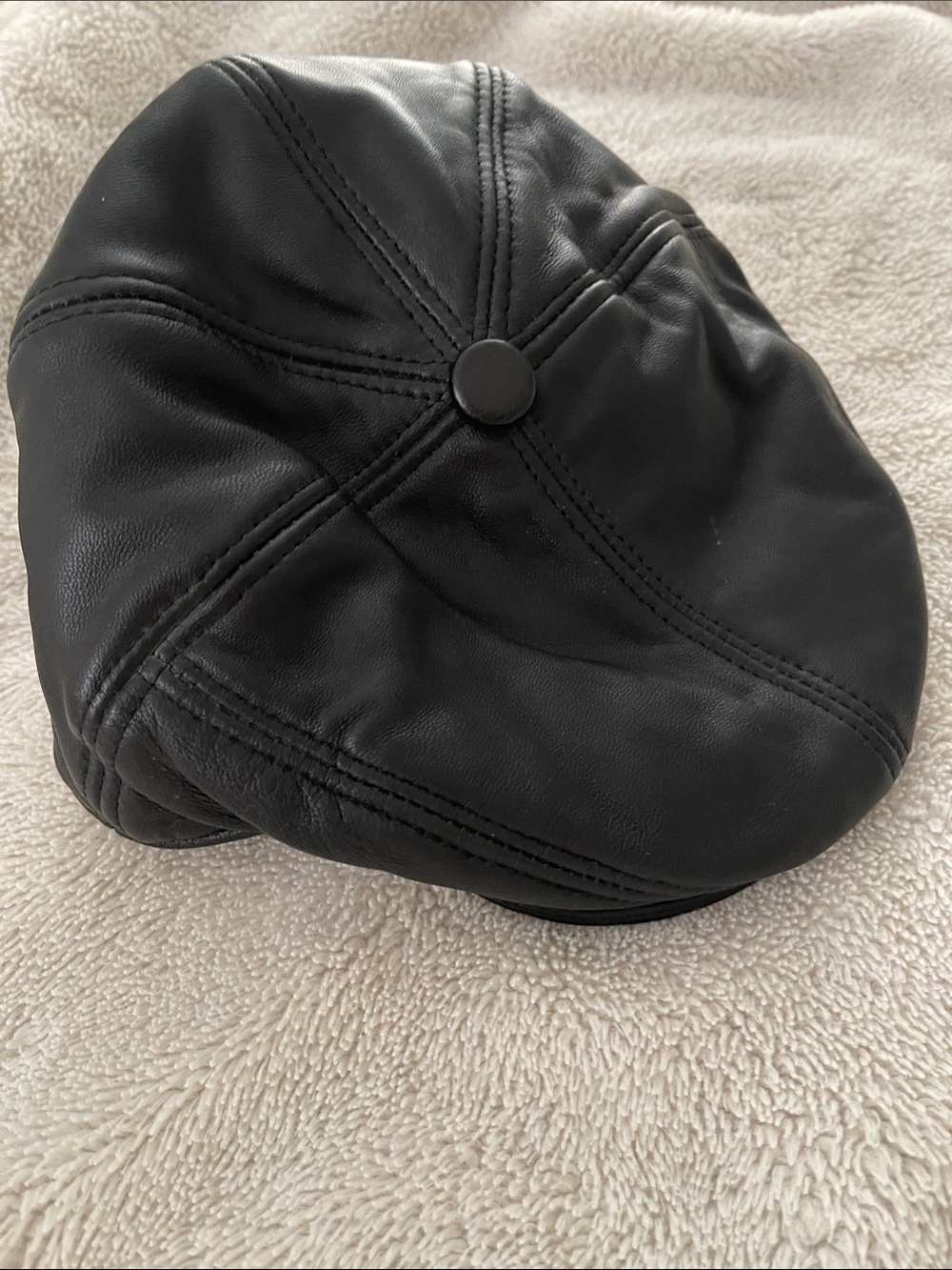 Black Leather Newsboy Cap one size - Picture 3 of 3